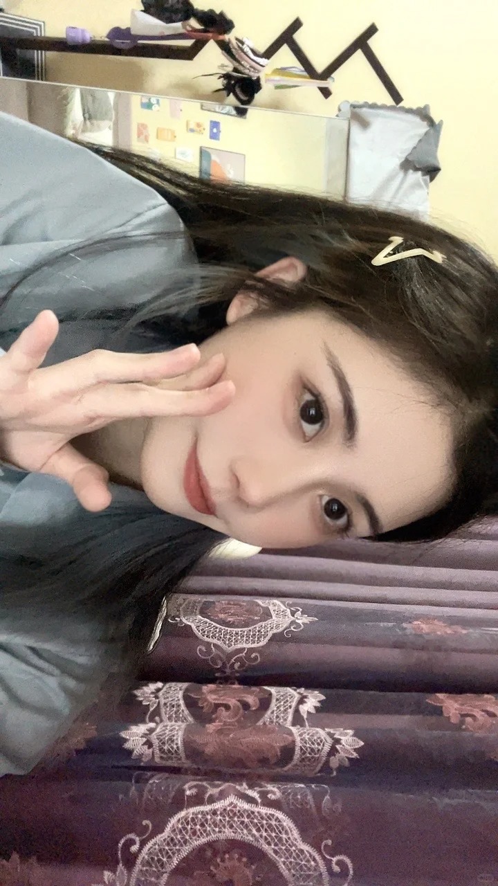 希望你能明白 其实感情不管怎么做都是会有遗憾的 别让自己陷入情绪内耗的漩涡里面 