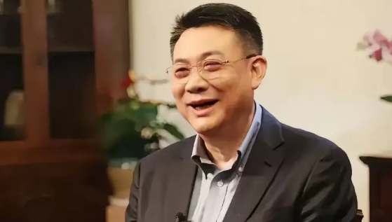蔡斌指导没有郎平的通天本领，也没有遇上最好时机，不过，他能把中国女排定格在世界5