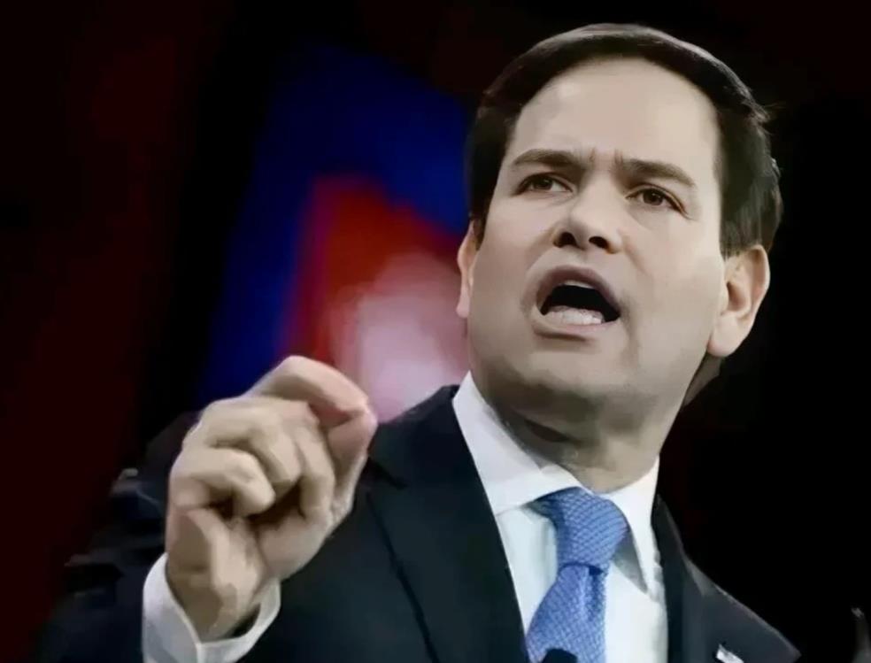 美国参议员卢比奥表态了！
卢比奥8月3日发文称，不是资本主义改变了中国，而是中国