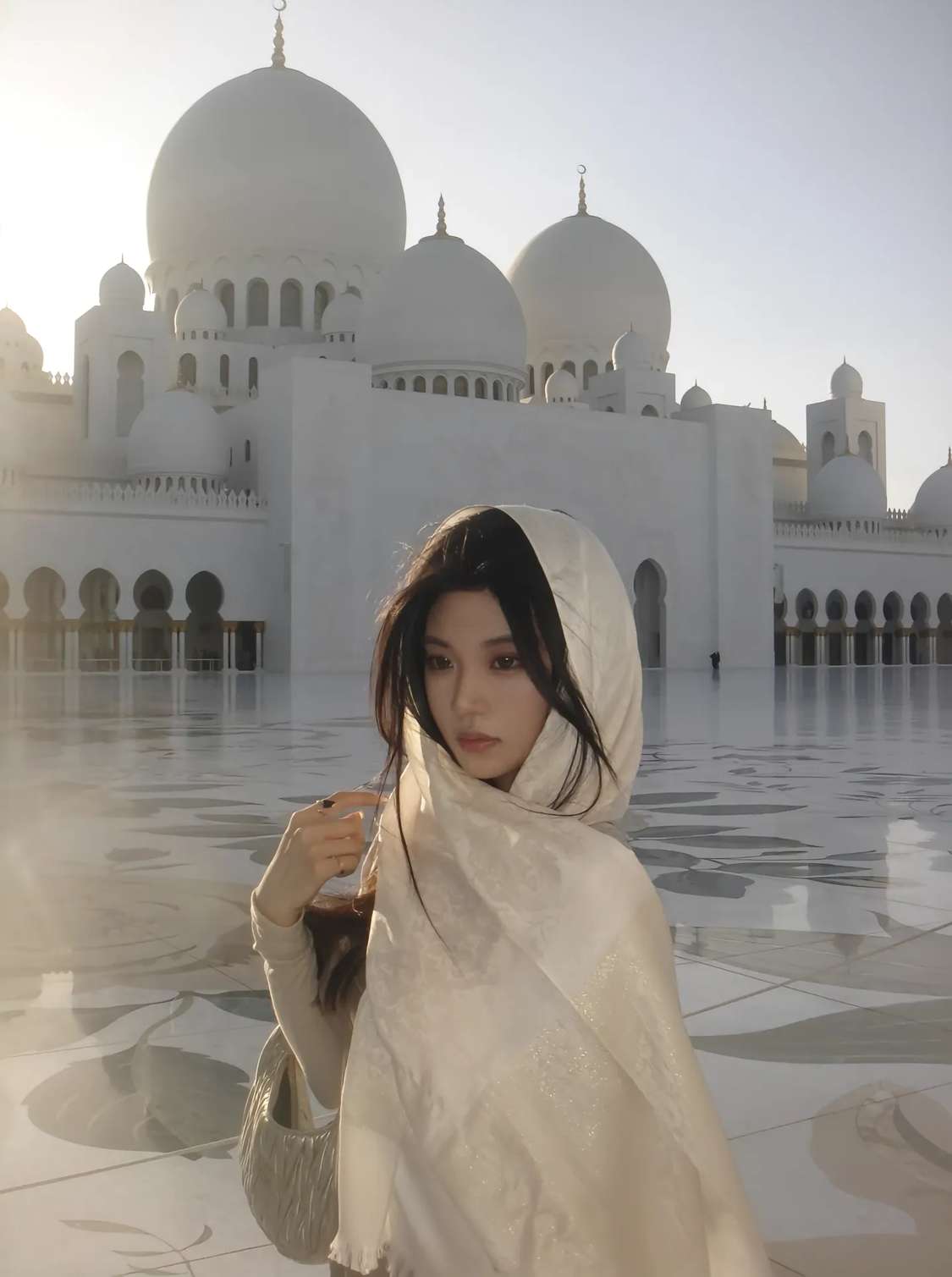 谁还不是个大姑娘，至今还没有尝过爱情的滋润！