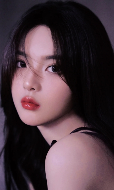 杨超越——婀娜多姿