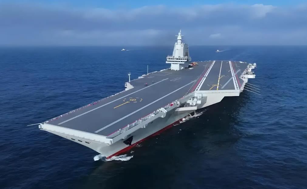 3舰总计6万吨即将下水，新一艘电弹巨舰就绪，美媒：比美航母先进？

中国海军最新