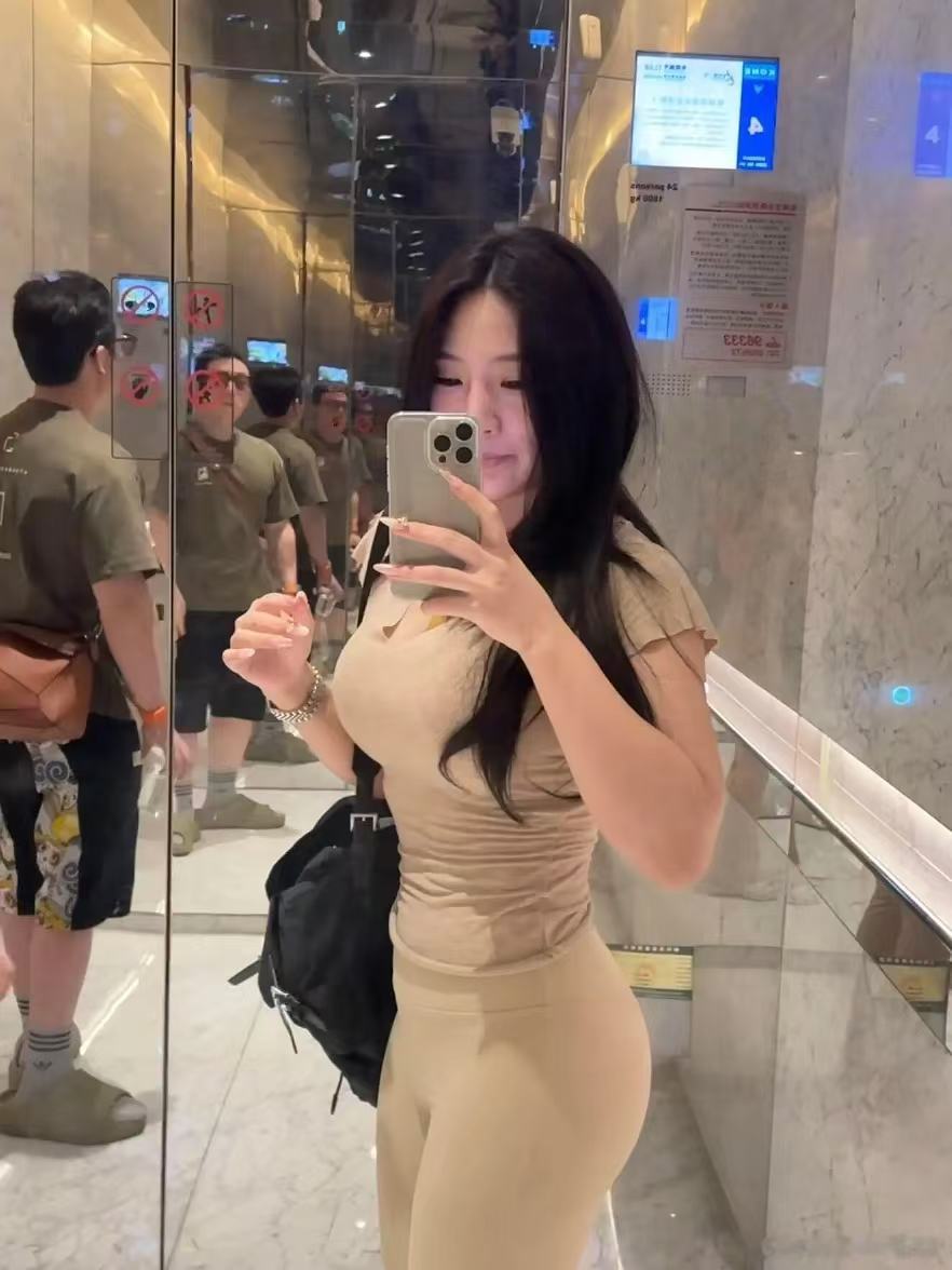 自律成就强者，我正在这条路上不断坚持哈哈哈哈哈