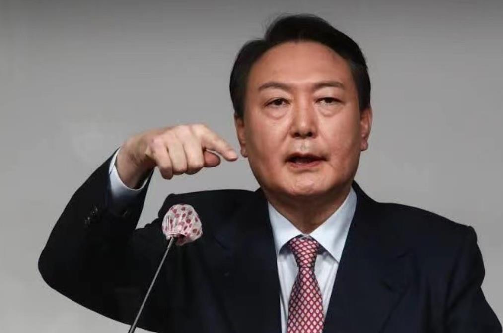 韩媒：尹锡悦曾派出“黑特工”，带着炸药去炸F-35A基地

尹锡悦的戒严令事件又