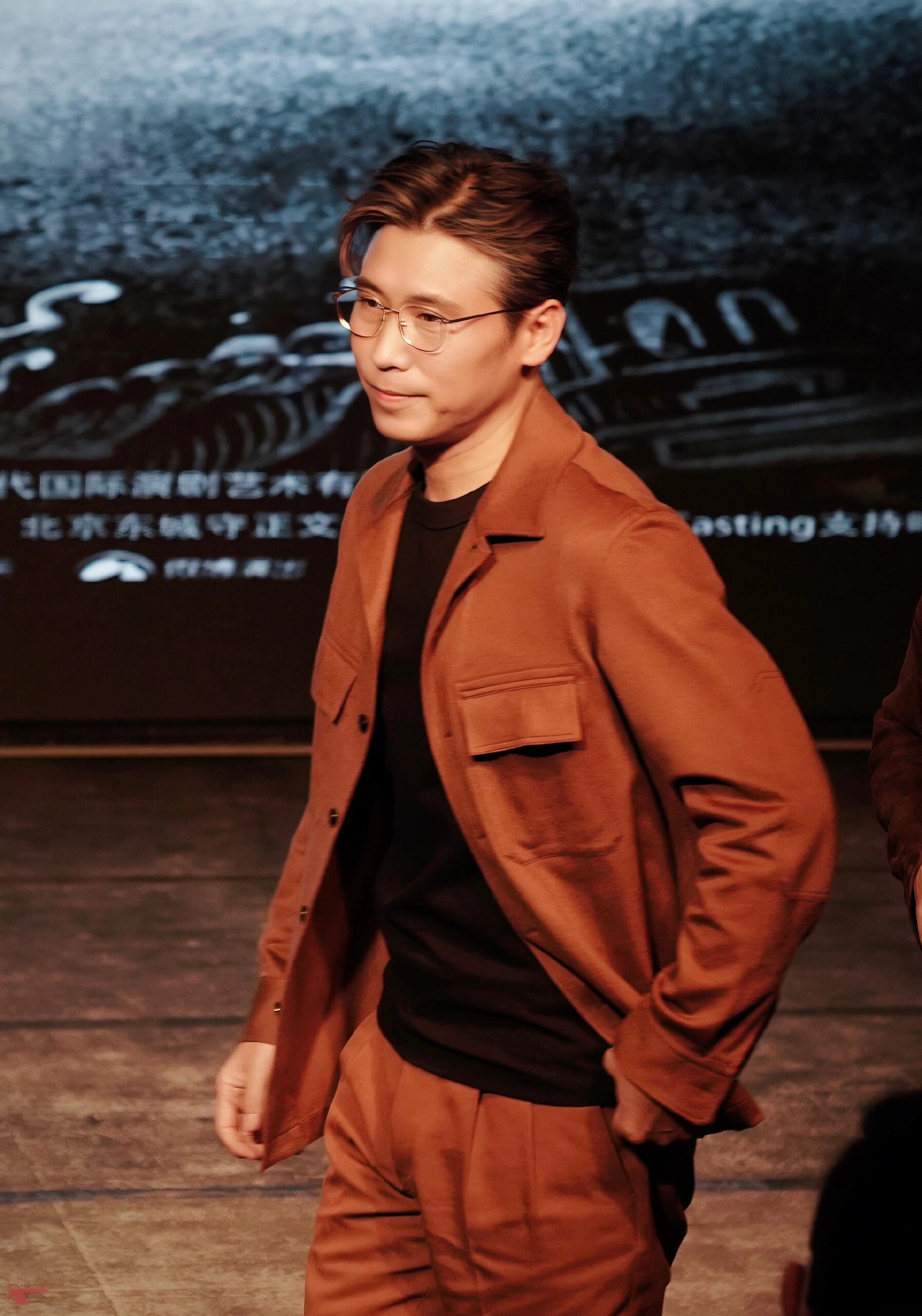 李乃文成熟男人的魅力啊