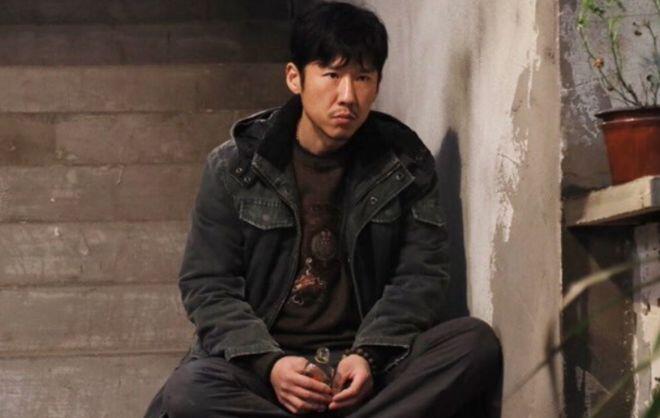 那伟被王睿智夫妇算计得彻彻底底