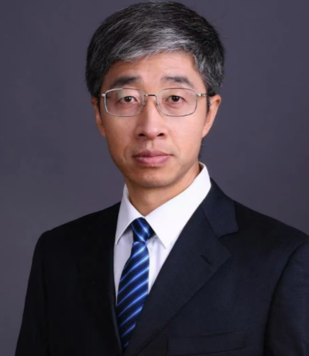 没想到一夜之间火了！北师大副教授陈志新，因为自己的课没有被教务处排上，但又不想浪