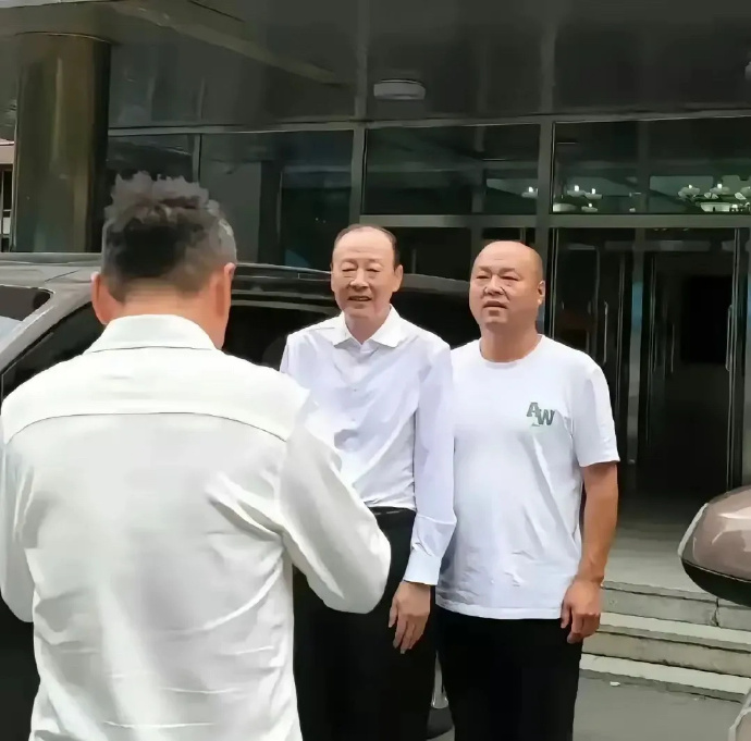 死活叫不出名字，叫啥来着？ ​​​