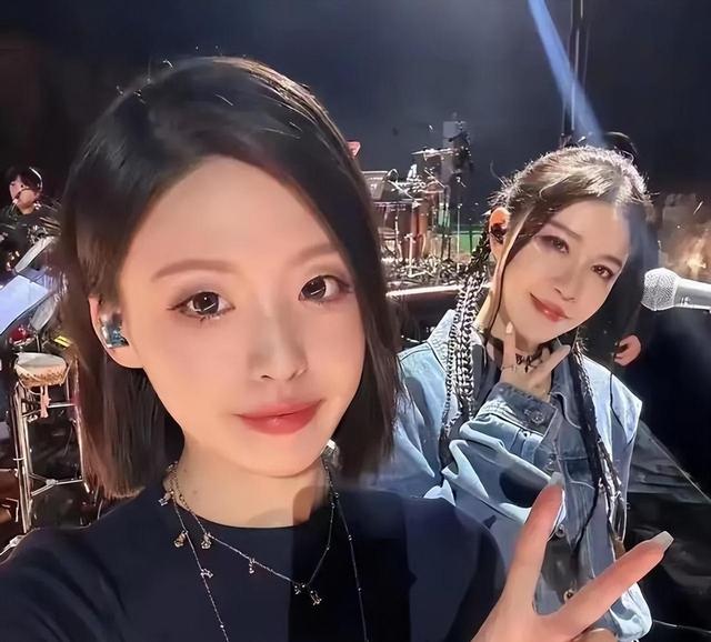 绝了,徐子尧生活照走红,气质一流,韵味十足,S型身材太爱啦(徐子涵个人资料图片)-第5张图片-九妖电影 绝了,徐子尧生活照走红,气质一流,韵味十足,S型身材太爱啦(徐子涵个人资料图片)-第5张图片-九妖电影
