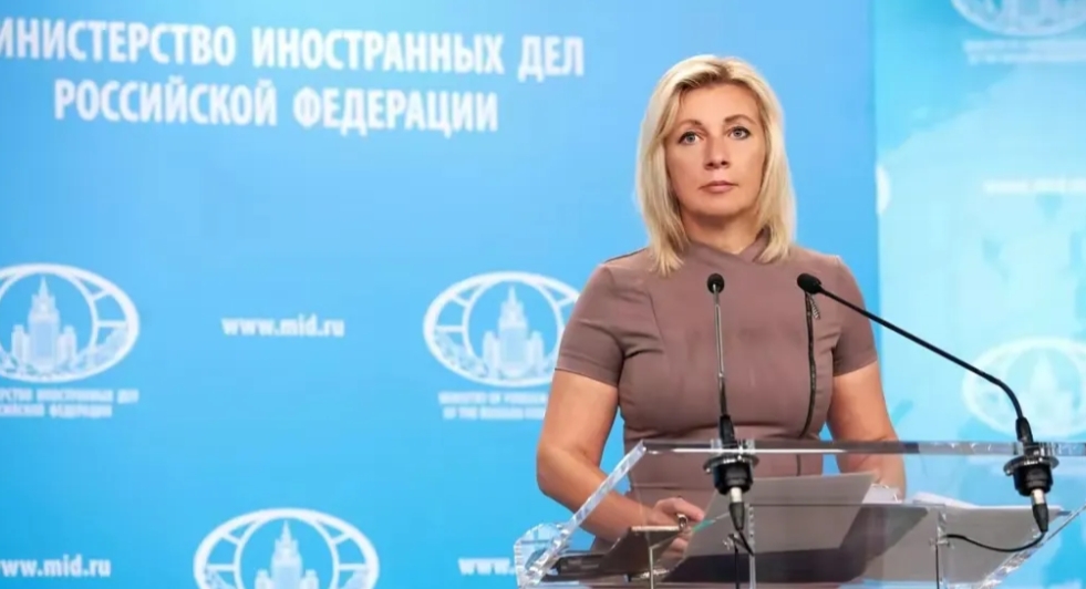 太尴尬啦。俄罗斯铁娘子扎哈罗娃暴击北约和乌克兰。扎哈罗娃接受采访时指出，北约将俄