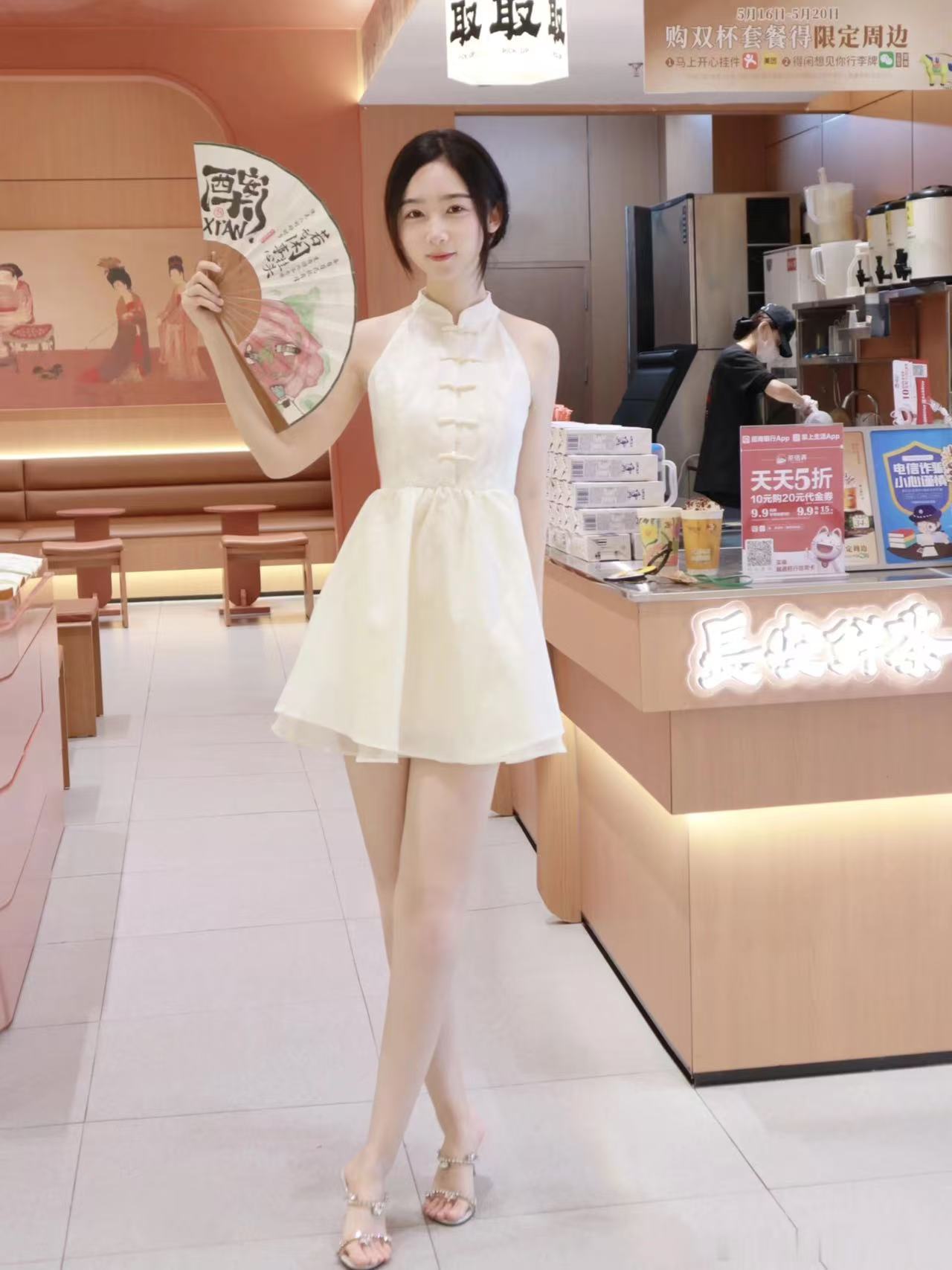 后妈这气质太好了哈哈哈