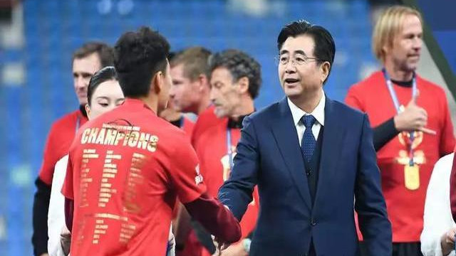 ​竟然知道博斯曼法案，足以证明这届足协主席还是懂足球的