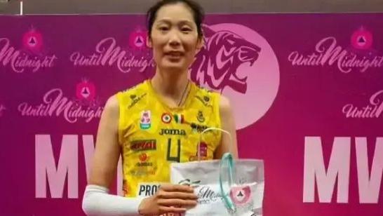 41扣19中！朱婷独砍21分获评MVP！第一重炮手征服世界排坛