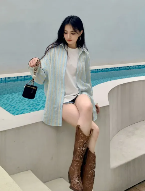 徐璐的大皮靴