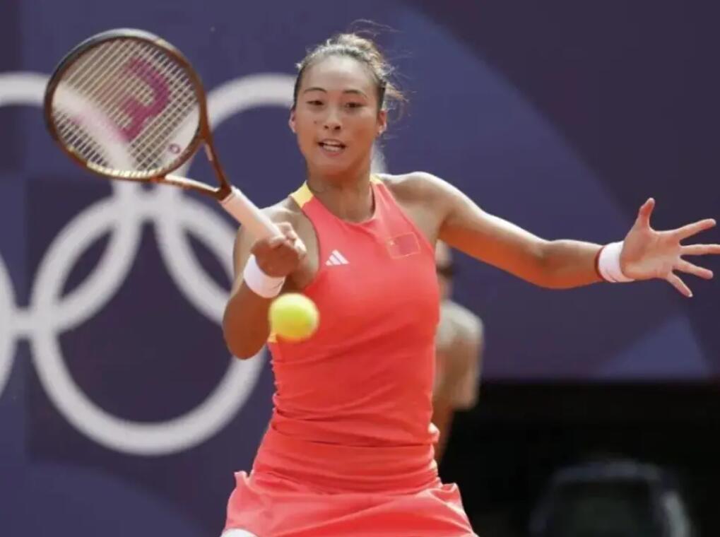 北京时间8月17日上午，在WTA1000辛辛那提站第三轮比赛中，中国巴黎奥运会冠
