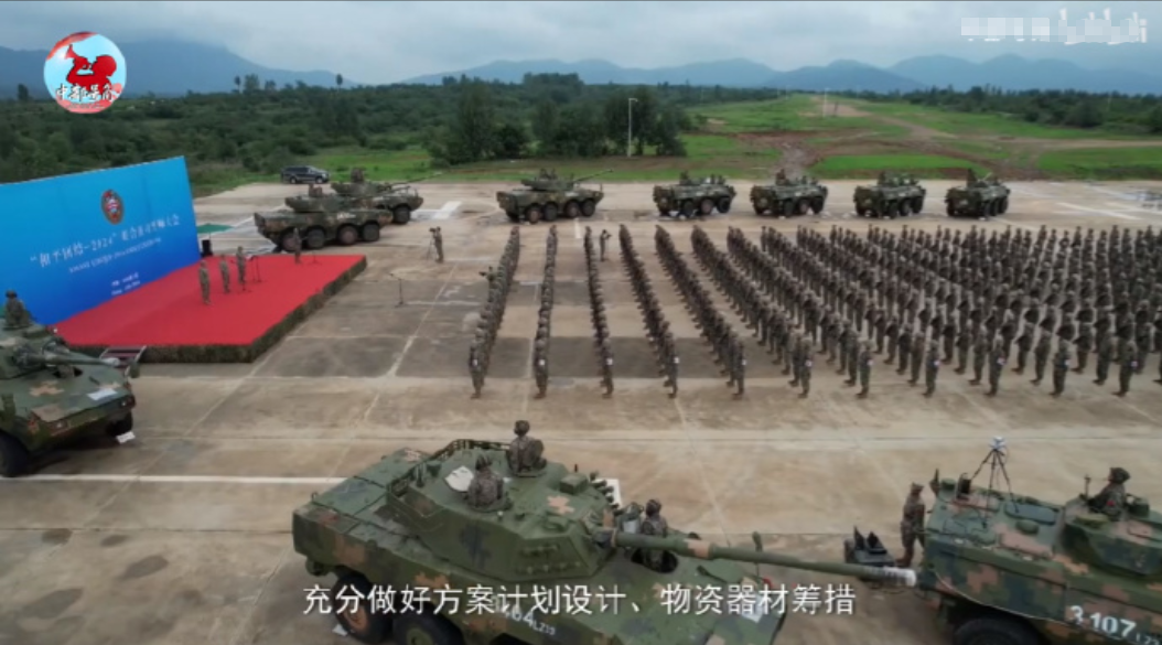 中国的一个精英部队突然空降非洲，演习场面让欧美都震惊了：全球最强的陆军来了！
7