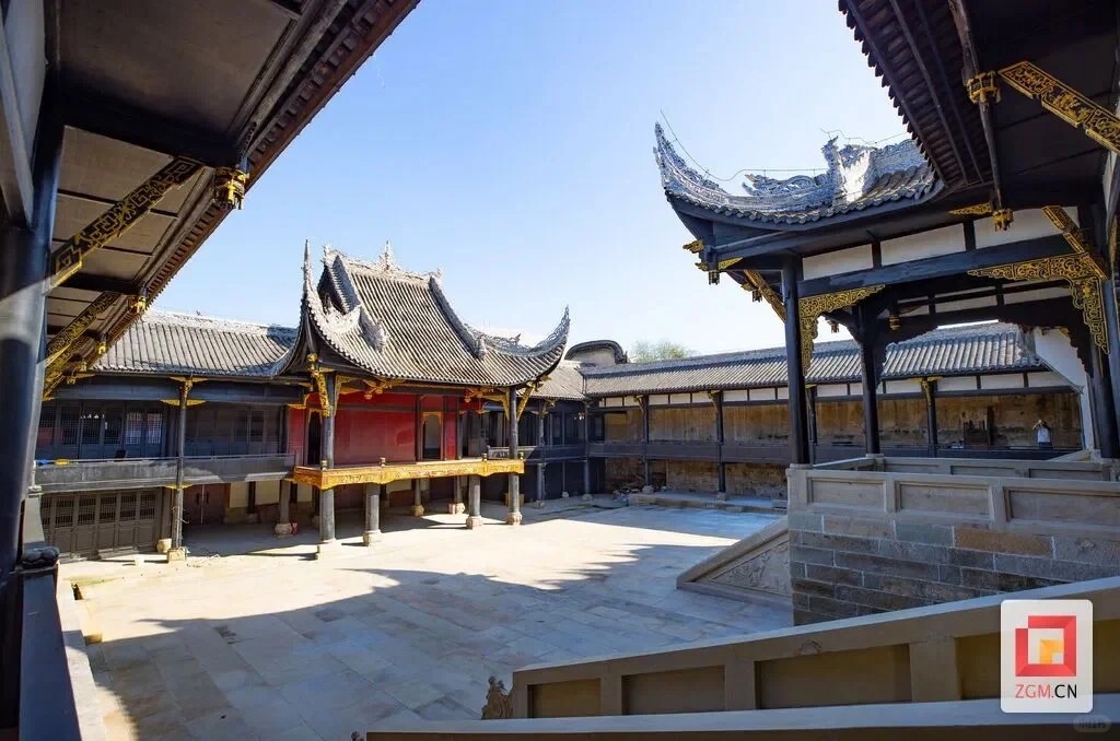 自贡南华宫即将对外开放
始建于清光绪二十五年（1899年）、位于贡井老街、由广东
