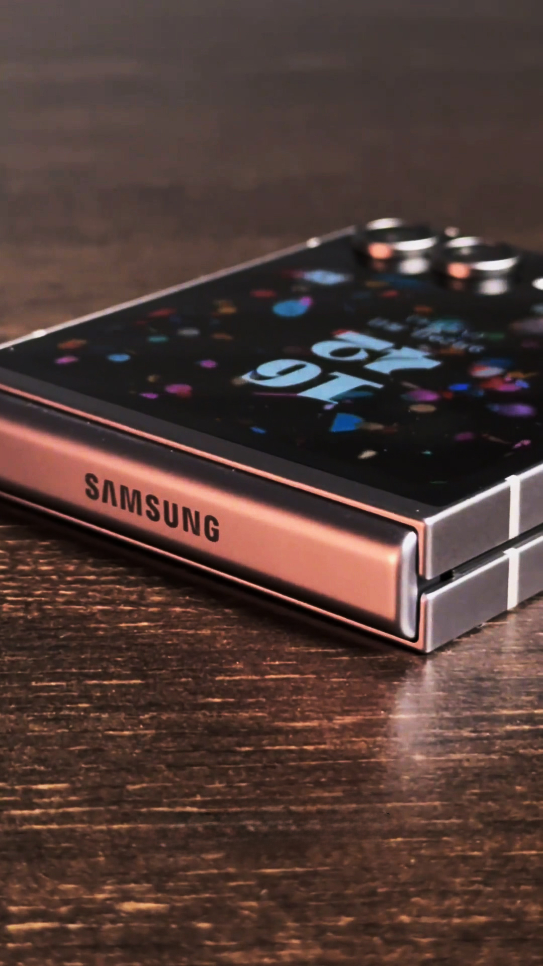 三星Galaxy Z Flip6小折叠，到手两个月，情绪价值拉满！
三星Gala