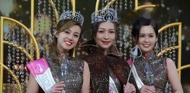 李芷晴夺港姐冠军,胸前风景引轰动,这身材也太惊艳了吧!(李芷婷敢不敢)-第11张图片-九妖电影 李芷晴夺港姐冠军,胸前风景引轰动,这身材也太惊艳了吧!(李芷婷敢不敢)-第11张图片-九妖电影