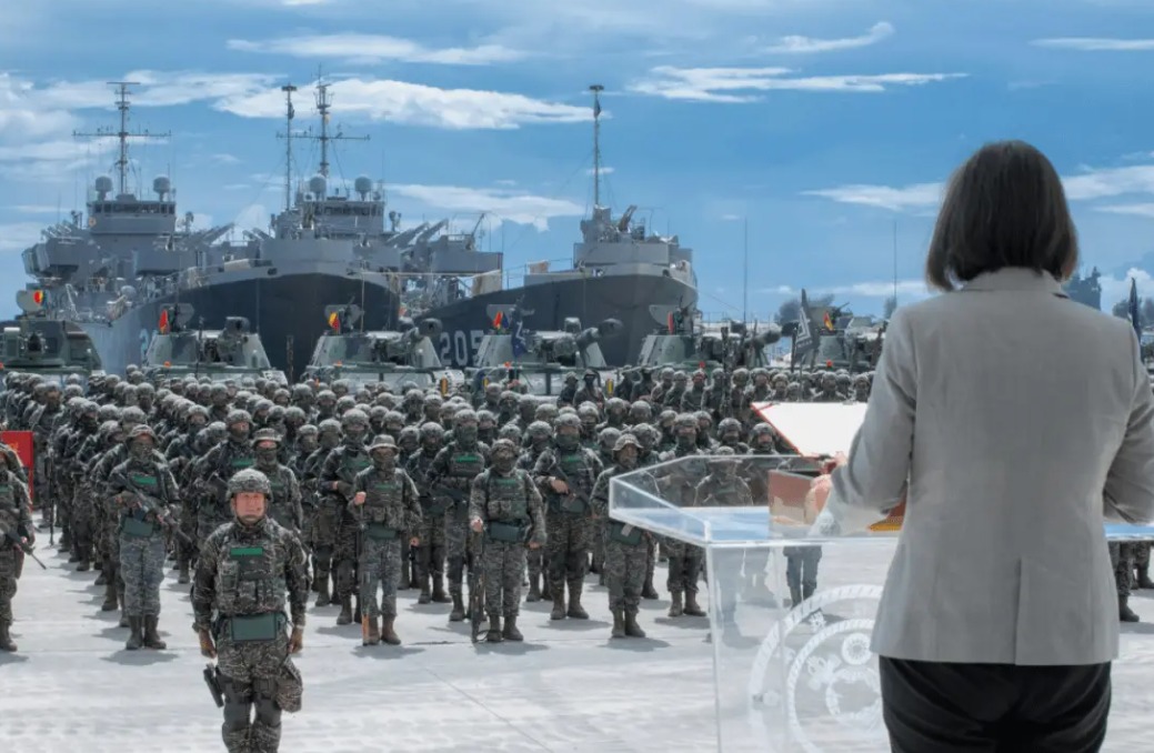 ​赖清德就职倒数开始，大陆直接送上两份“惊喜”，美国老调重弹！随着时间推移，赖清