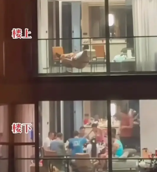 过年时候的楼下楼下，还是结婚吧