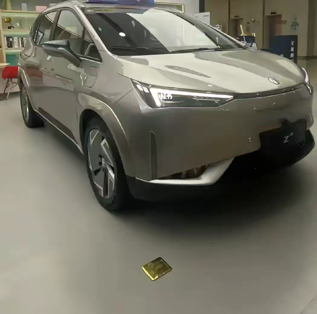 前年油价大涨的时候我卖掉了燃油车，换成了纯电动车，因为油价实在是太高了，一个月油