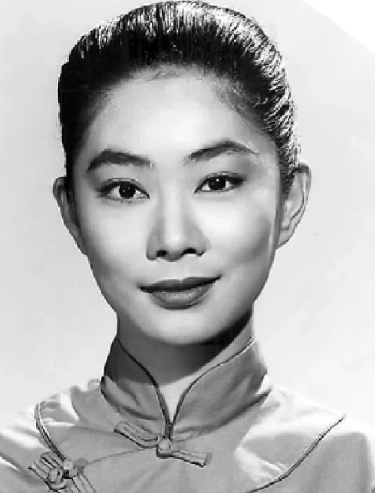 备受国际关注的女演员：卢燕