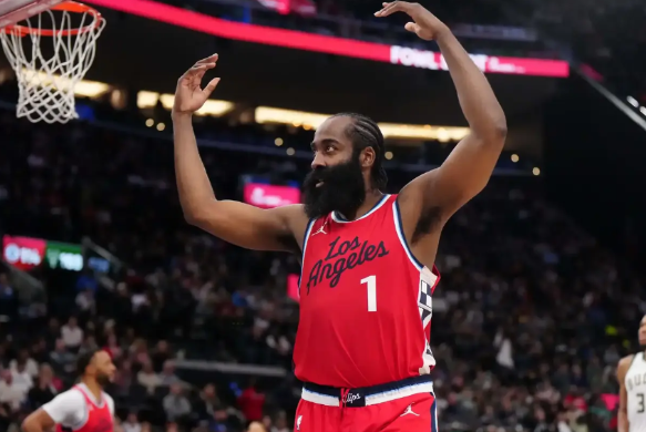 其实第6的位置更适合快船

快船现在明显就是遇到年轻人为主的球队基本就GG了，根