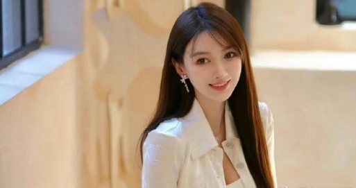 觉得叶柯是故意做这个讨人嫌的人设，并且黄xm默许甚至赞同。网友骂得越欢，证明他们