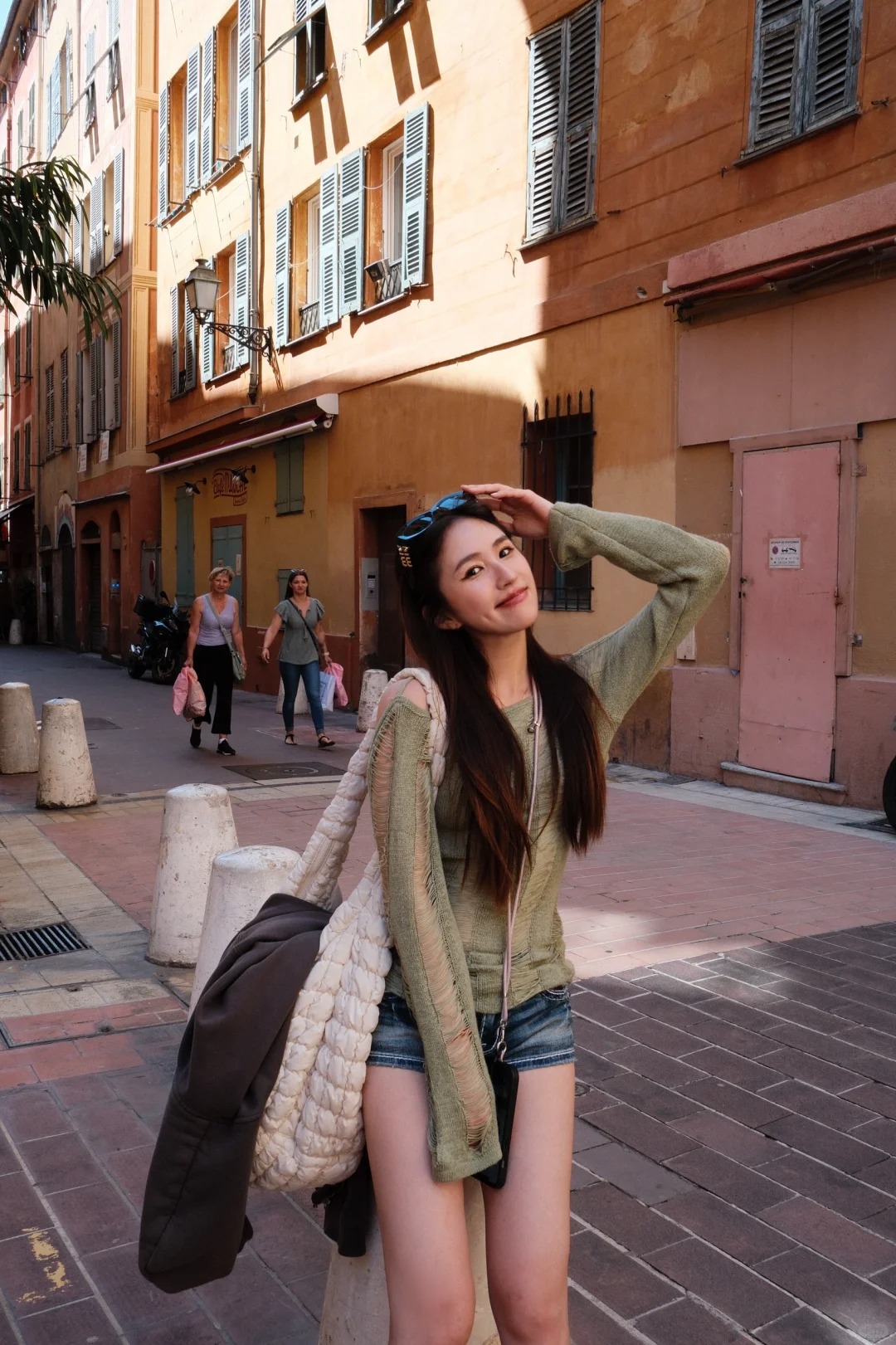 🇫🇷Nice to meet you🌴
总要去趟南法吧！好晒但是好美😍

