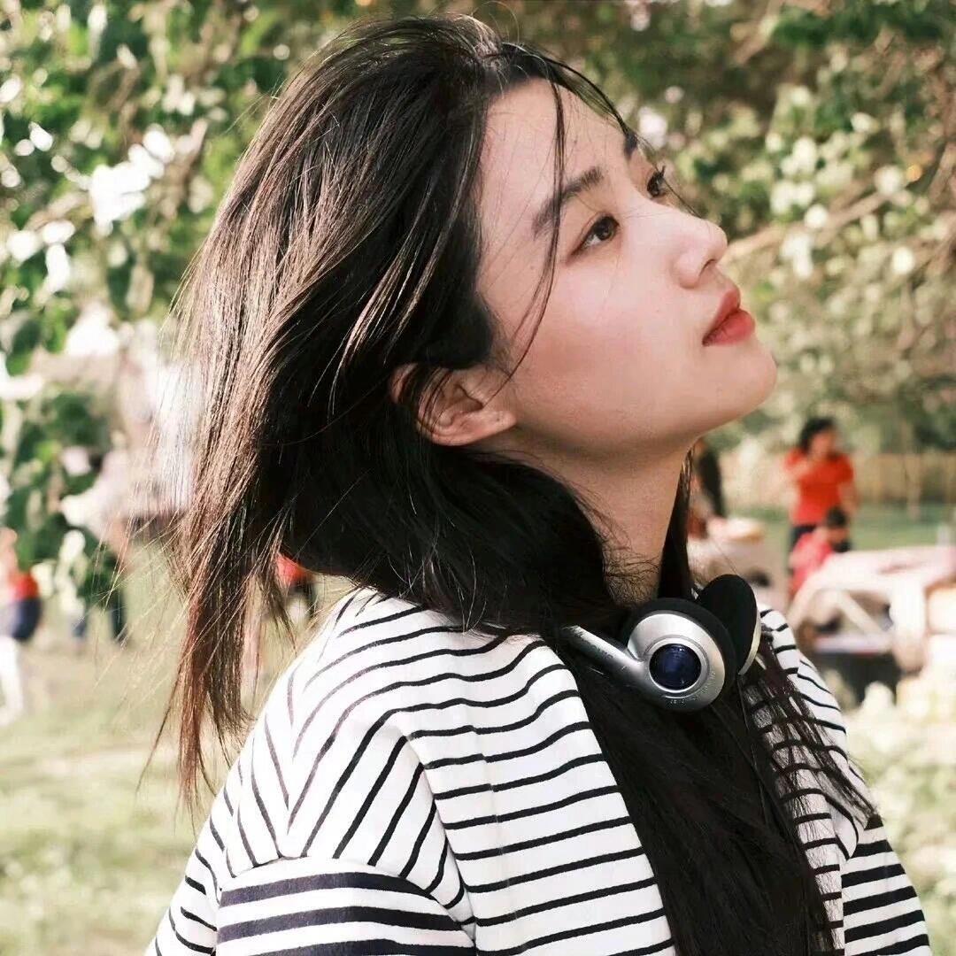 卢昱晓的美貌暴击