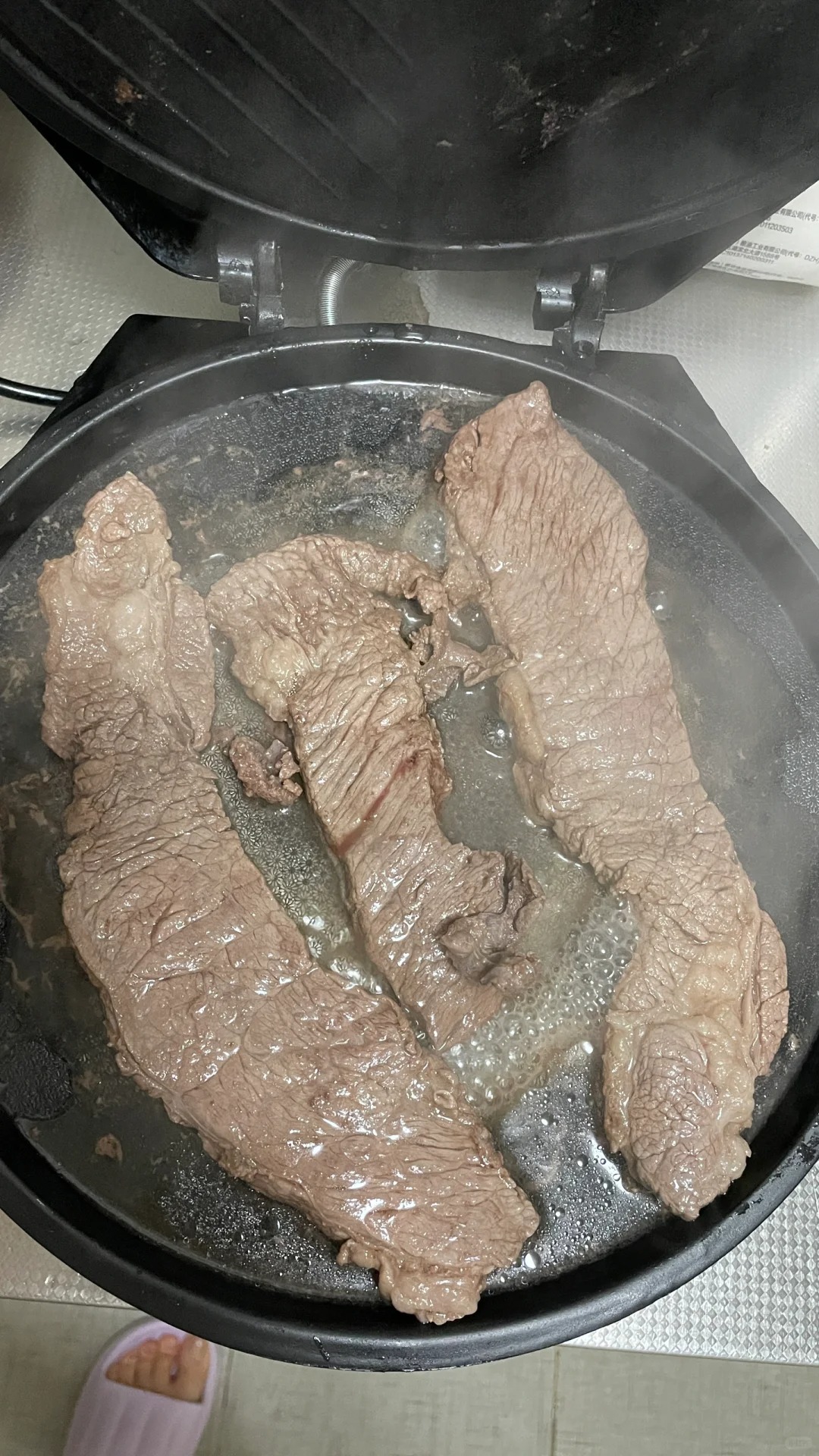 山姆买的牛排，为什么煎出这么多水