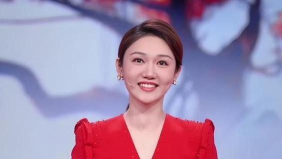 央视龙洋：择偶标准惊呆撒贝宁！她现在怎样了？