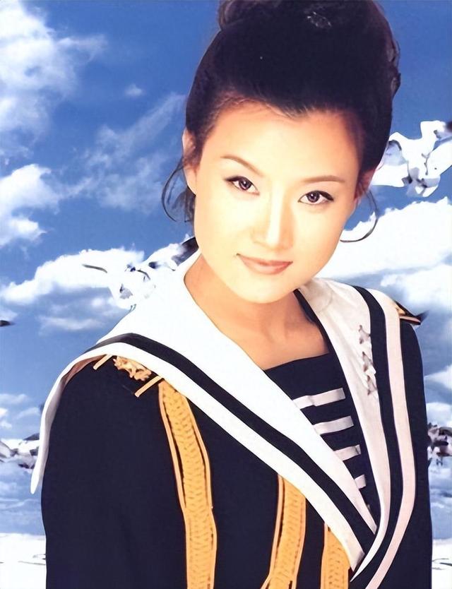 “民歌天后”宋祖英:为何能够连上24年春晚?且看赵本山的评价(苹果充电宝怎么验真假)-第12张图片-九妖电影 “民歌天后”宋祖英:为何能够连上24年春晚?且看赵本山的评价(苹果充电宝怎么验真假)-第12张图片-九妖电影