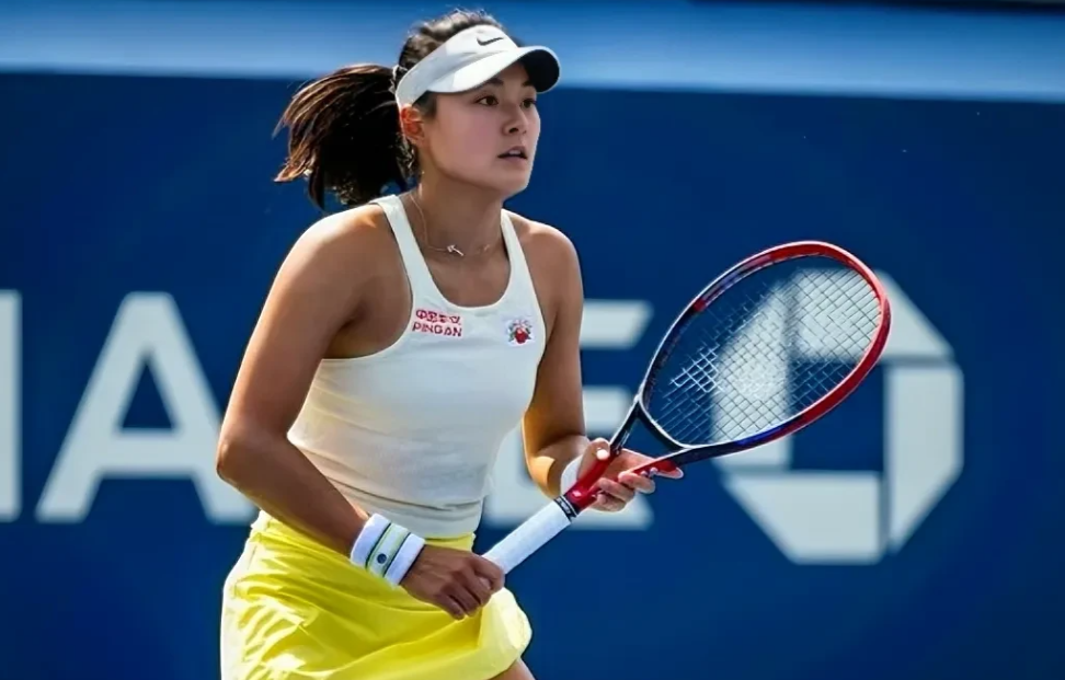 虽然王雅繁0-2不敌巴多萨，无缘美网女单8强，但她还是有以下4个收获

1，收获