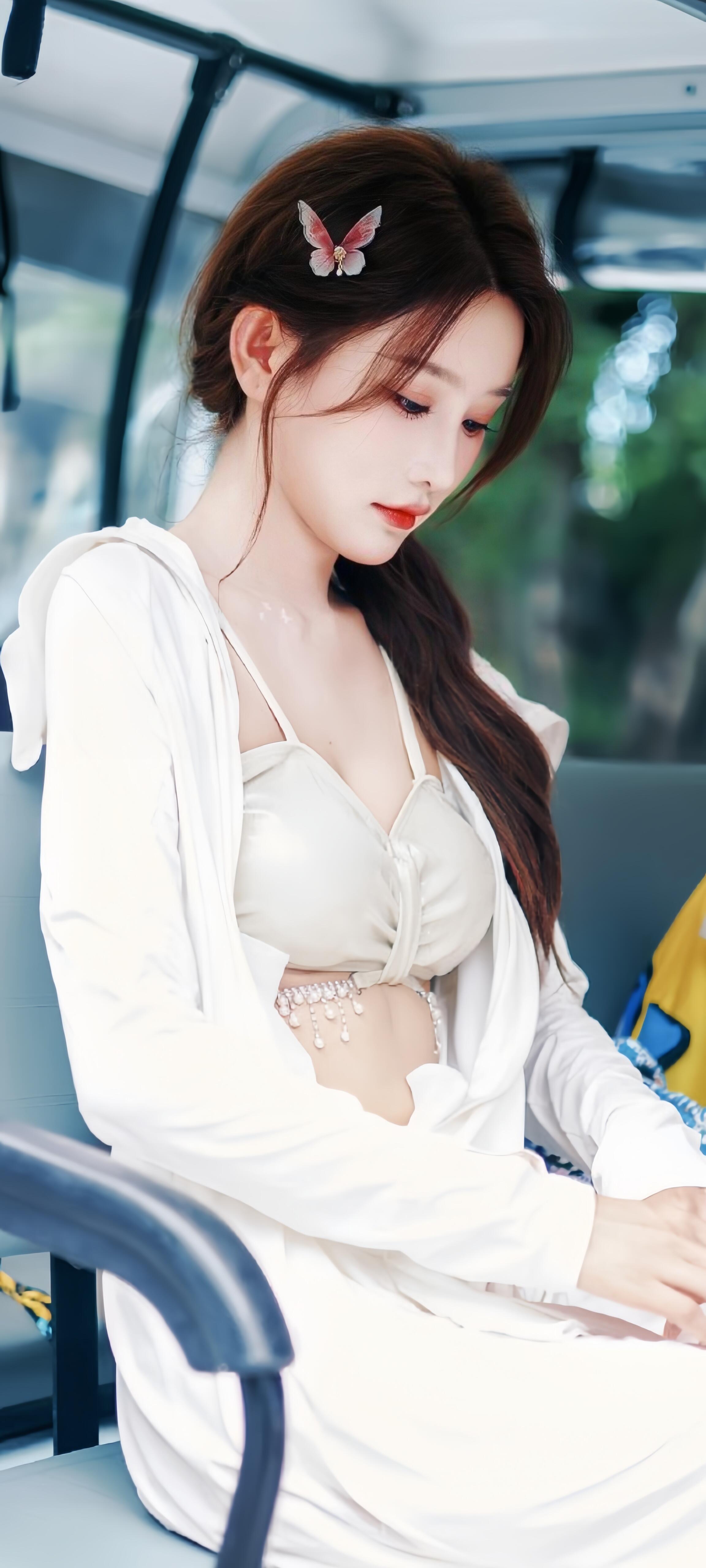 周诗雨——婀娜多姿