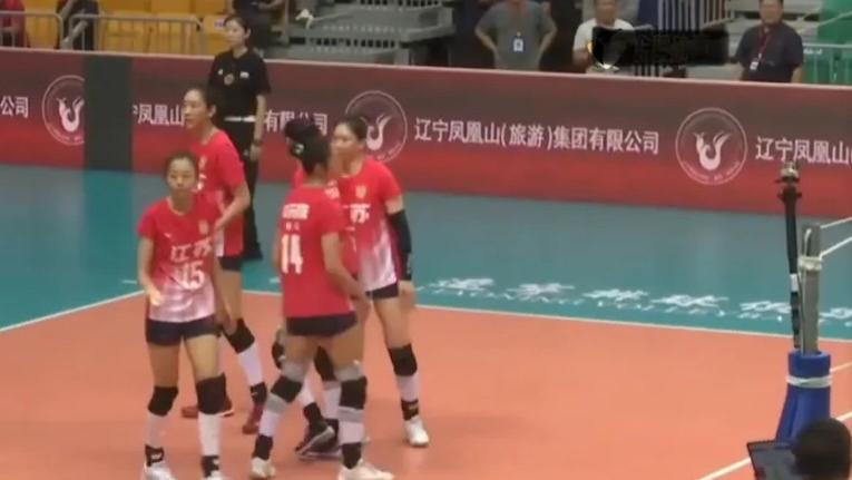 不留情面！江苏女排3-0横扫东道主辽宁，却收获主场球迷的喝彩