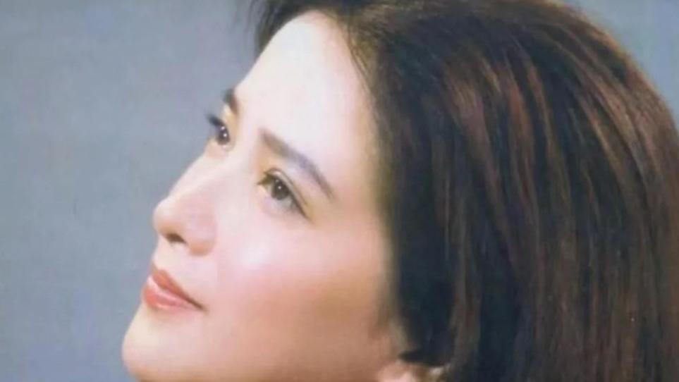 何晴一胖毁所有？梨形身材算不算真美人？