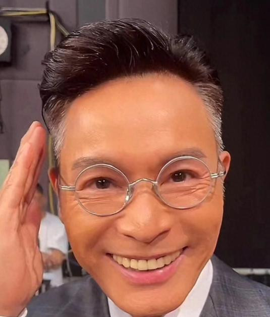 郭晋安公司上市喜笑颜开，上市前25天踢走老婆，18年婚姻没捞一分