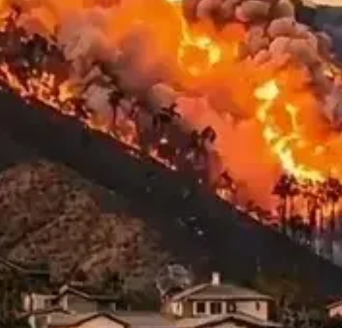 脸皮够厚的，美国加州洛杉矶大火还在继续，加上加州本就缺水，还有自然强风的加持下，