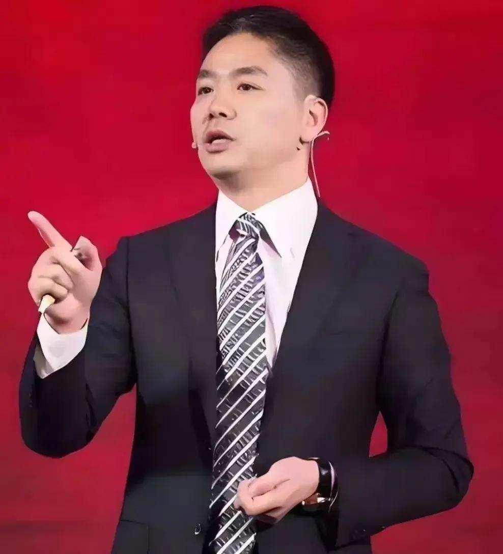 工作中持续提升自己，变得越来越好的8个建议：
1. 精准定位自身优势：年轻的时候