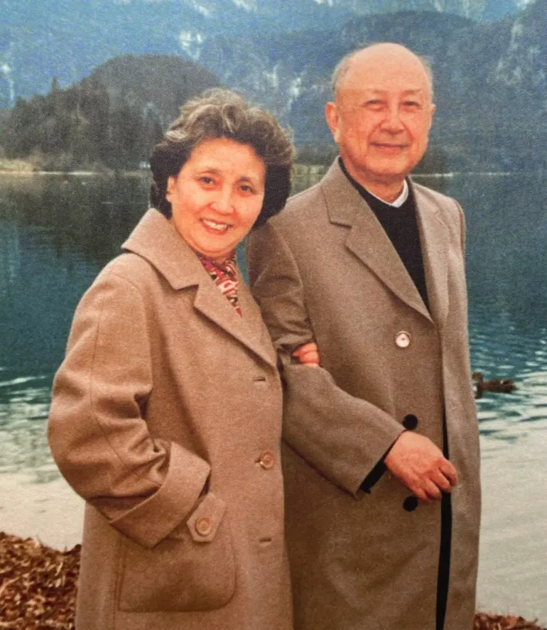 当年美国不敢谋害钱学森，有很多我们不知道的背后原因：

1.第一，美国谋害钱学森