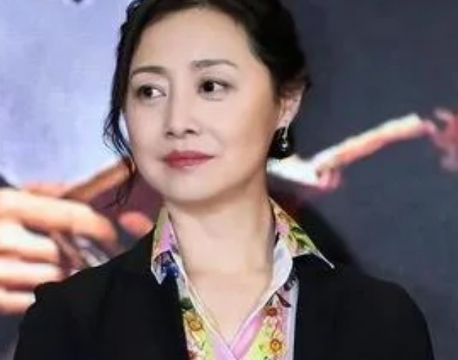 刘蓓是一位多才多艺、备受尊敬的女演员
