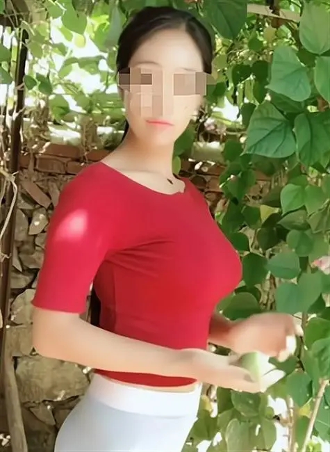 江西景德镇，一男子支付46万元彩礼和三金后，与相亲认识的女子登记结婚。可婚后妻子