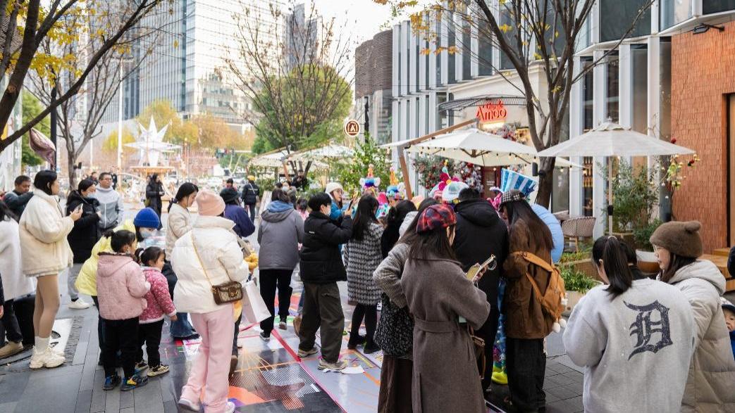 华发中城商都以“首店经济”激发商圈活力，解锁“流量密码”