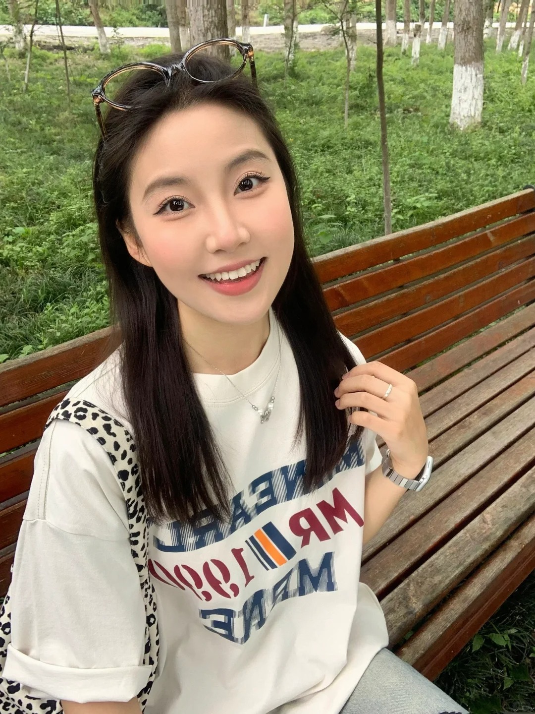 看起来干净又元气🫧
有点乖呢