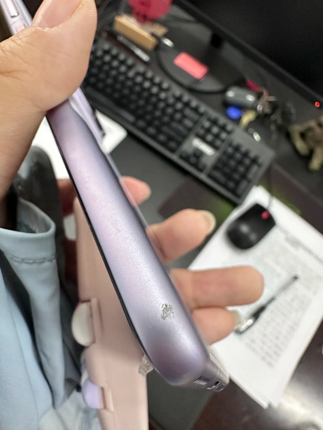 我的#华为mate60pro 飞滚出去一圈，呜呜呜呜呜怎么修复