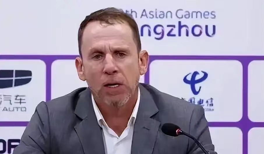 谈到中国足球的未来，中国U19主帅久尔杰维奇说了4句肺腑之言

1、我名义上是U