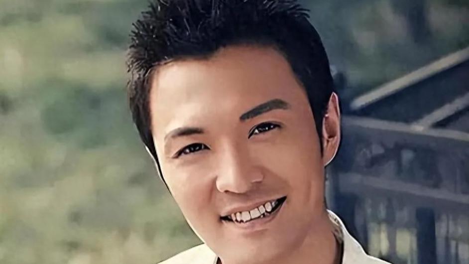 于小伟的人生不仅是事业巅峰，还收获了真爱！真实爱情与演艺人生的完美结合