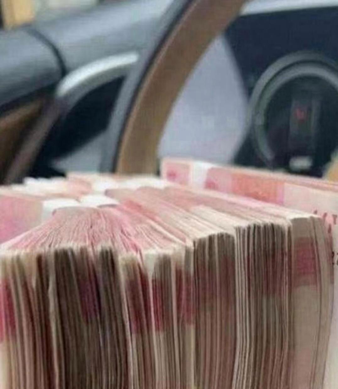 今天接到一个缅甸号码，我挂断了 29 次，但他一直打，第 30 次我终于接了。我